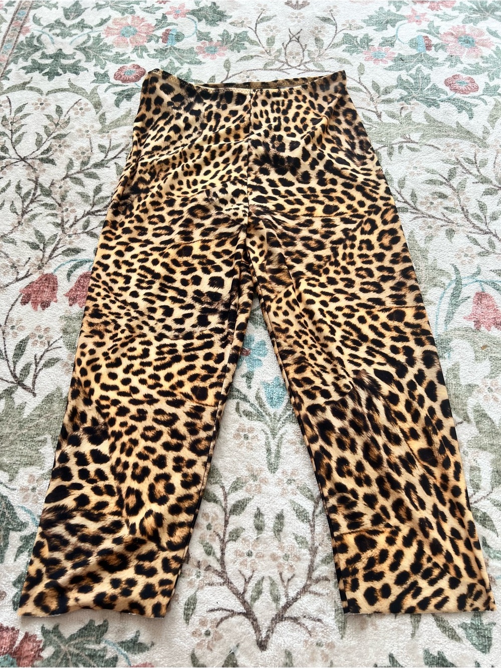 Norma Kamali Leopard Print Capri Pants XS